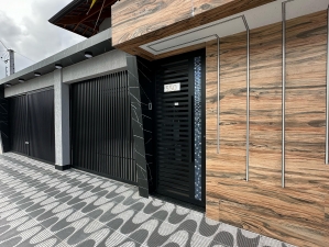 Casa de Condomínio  em Maracanã