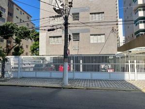 Kitnet em Praia Grande - Canto do Forte