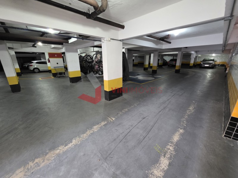 Apartamento em Vila Tupi