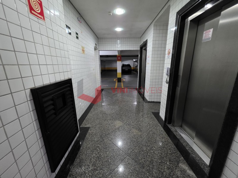 Apartamento em Vila Tupi