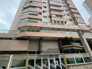 Apartamento em Praia Grande - Aviação
