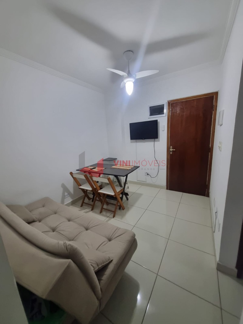 Apartamento em Vila Tupi